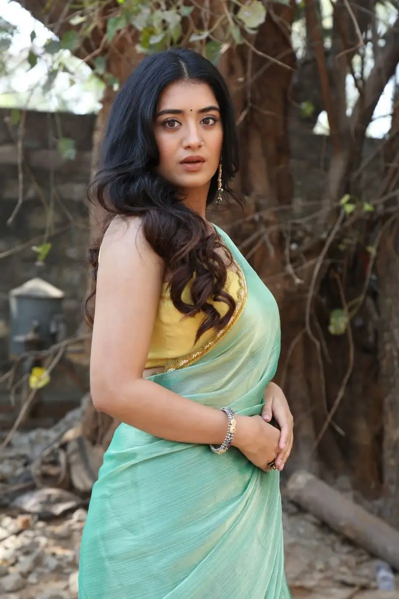 Rashi Singh in Light Blue Saree Yellow Sleeveless Blouse